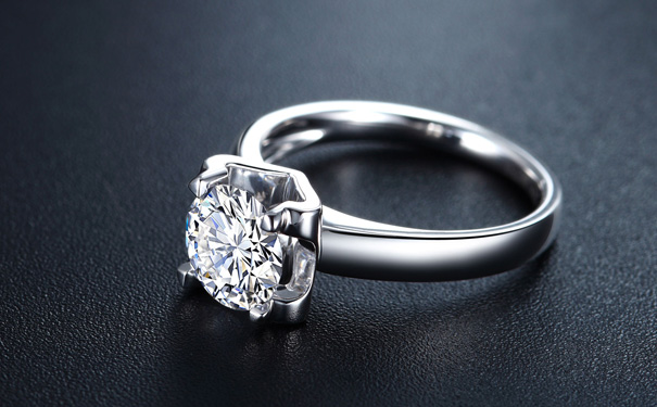 定制钻石戒指