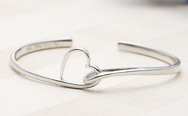 铂金手镯