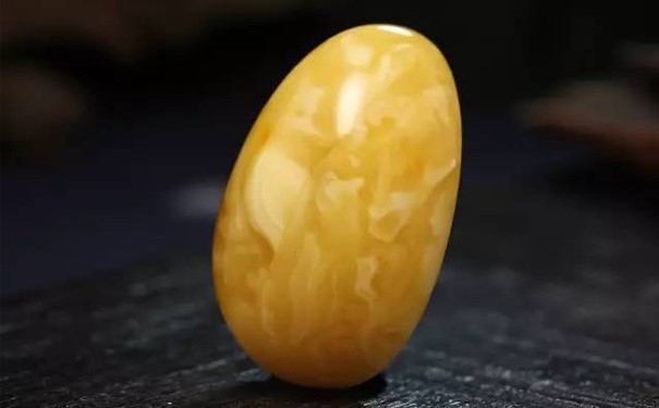 蜜蜡颜色觉得因素