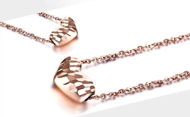 女朋友过生日送什么礼物好