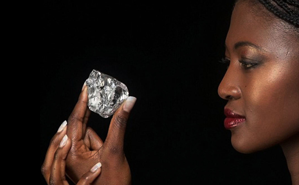 人造钻石和天然钻石的区别