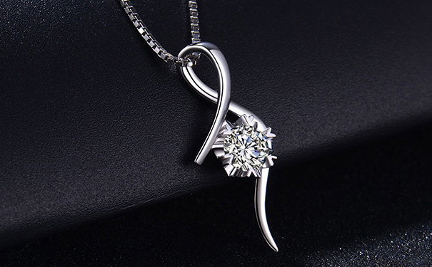 德西尔珠宝钻石项链