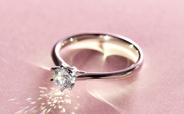 结婚钻戒一般多少钱