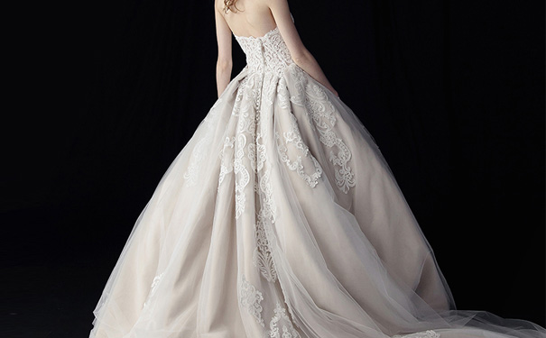 新娘婚纱礼服 新娘婚纱礼服