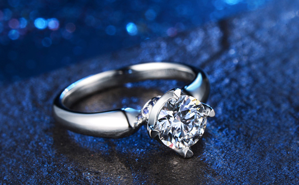 钻石一克拉等于多少分