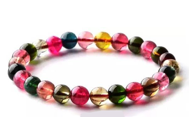 碧玺颜色深好还是浅好