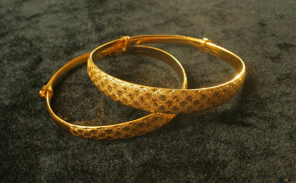 黄金手镯