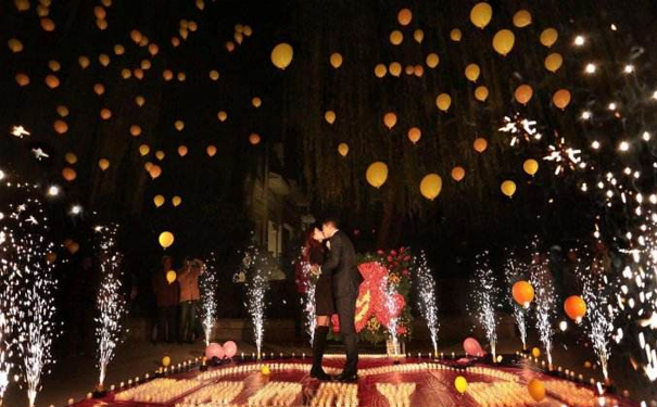 简单而低调的求婚方式