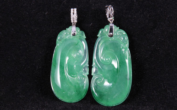 翡翠吊坠