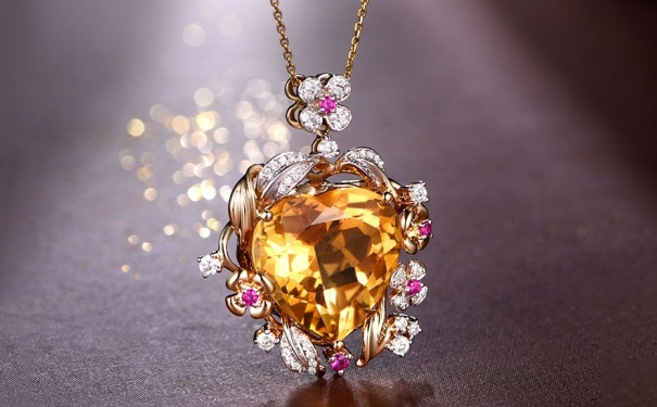 那些适合佩戴黄水晶