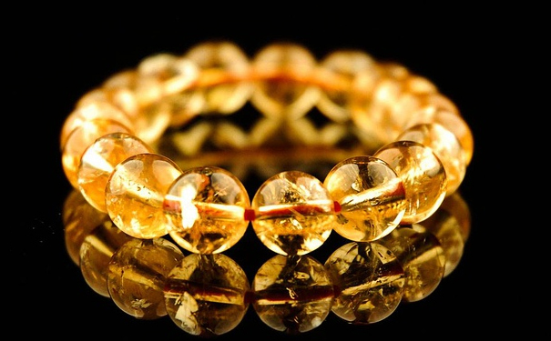 哪些人不适合佩戴黄水晶