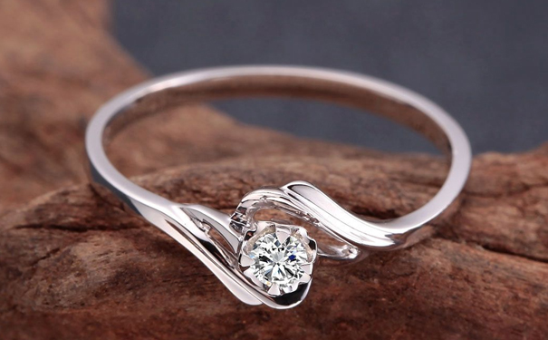 铂金999与950哪种好