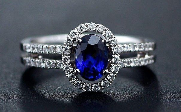 天然蓝宝石戒指