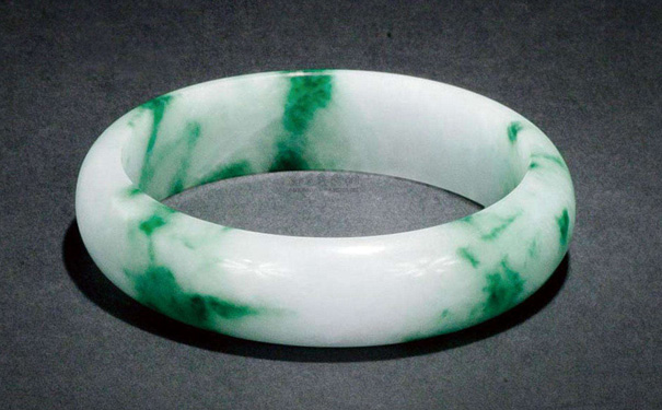 翡翠手镯