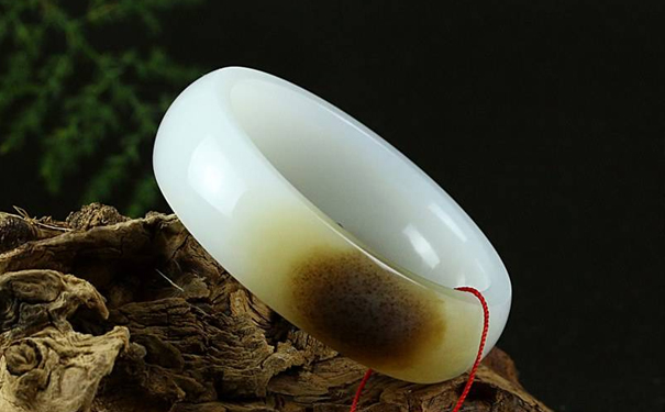 和田白玉和羊脂玉