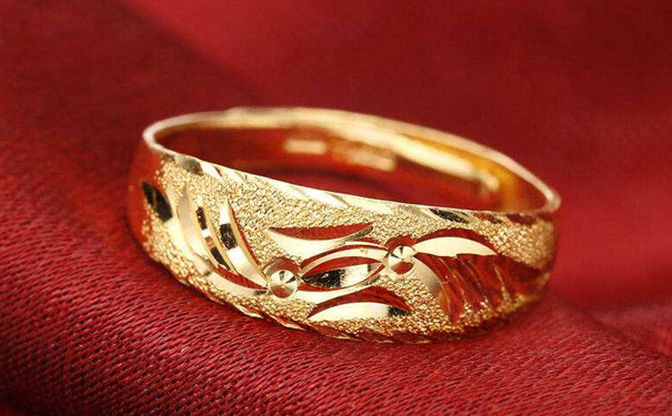 金戒指