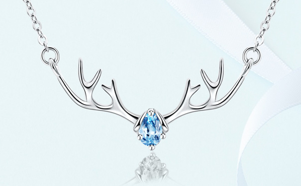 鹿角宝石银项链