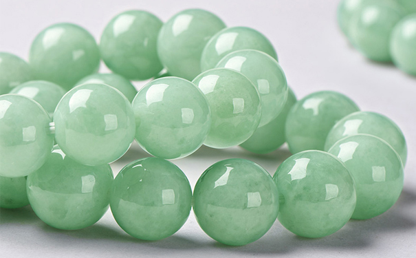 翡翠珠子多少钱