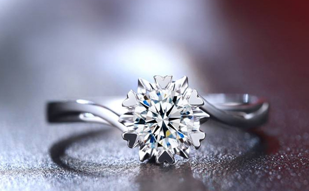  50分钻戒多少钱？