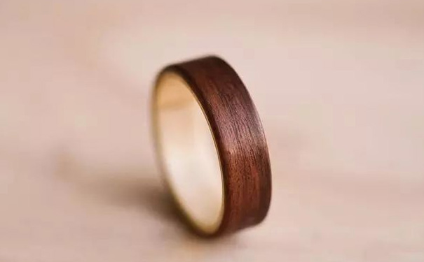 木戒指