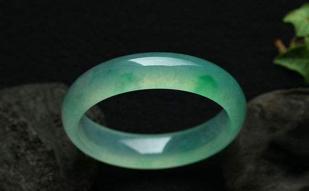 软玉=软，硬玉=硬？