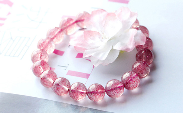 粉水晶手链