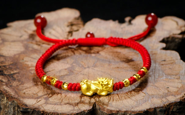 红绳貔貅金手链