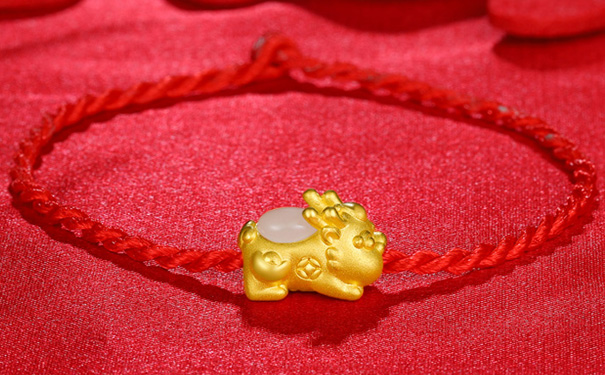 萌萌哒的貔貅金手链