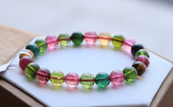 碧玺多少钱一克  