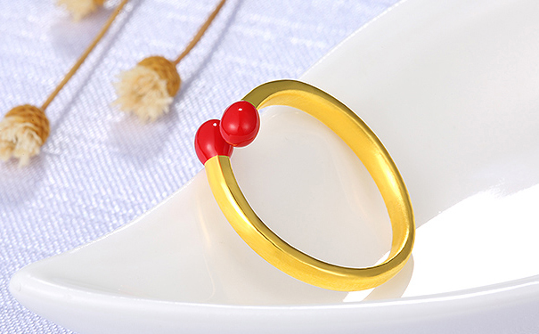 黄金戒指变形了怎么修复