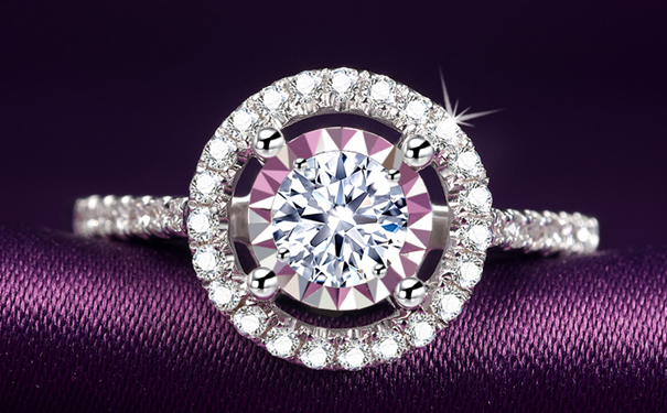 一克拉的钻石多少钱