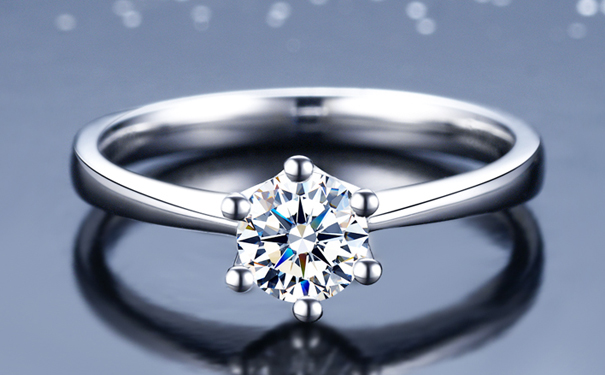 买钻戒要注意什么