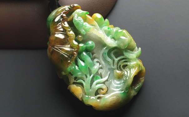 什么是三色翡翠