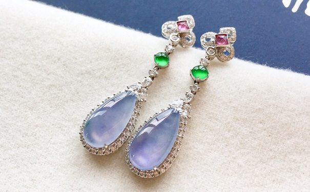 紫罗兰翡翠耳坠怎么样