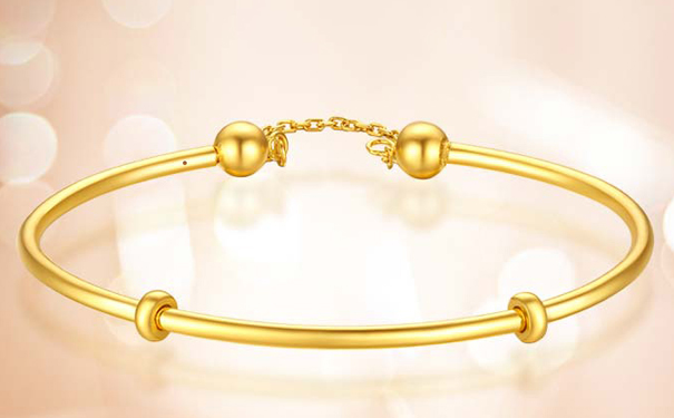 2018流行的黄金手镯