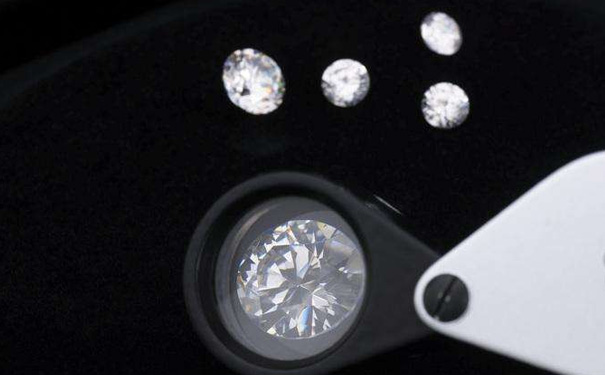 观察钻石