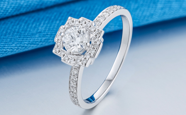 求婚戒指和结婚戒指的区别 