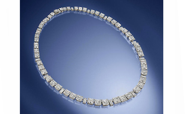 『Lot 134』Art Deco 风格钻石项链