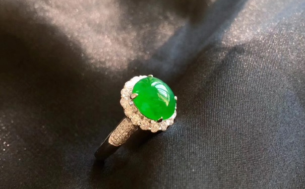翡翠戒指