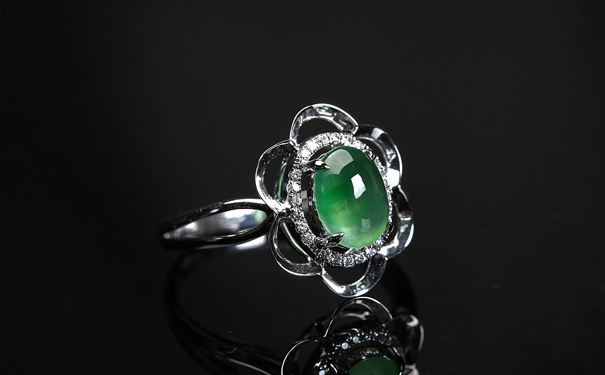 一般翡翠戒指多少钱