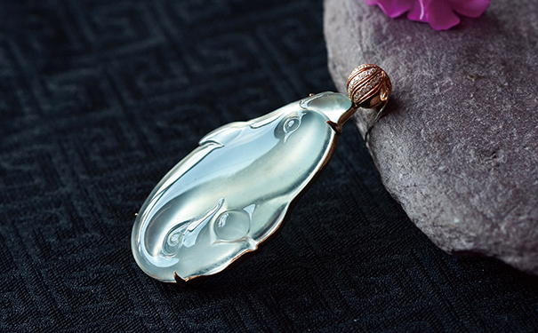 黄金有价玉无价