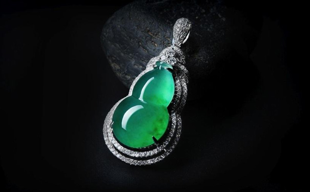 翡翠吊坠