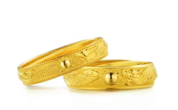 什么样的婚礼选择黄金结婚戒指合适