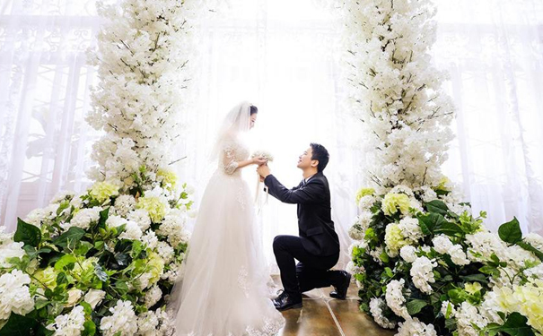 金婚银婚是什么意思