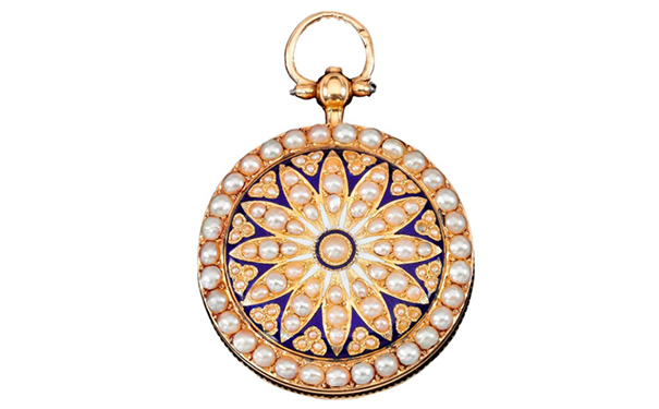 怀表  估价：1000-2000瑞郎