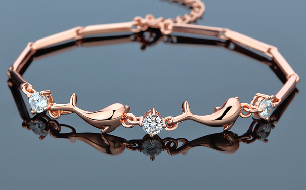 玫瑰金手链大概多少钱   