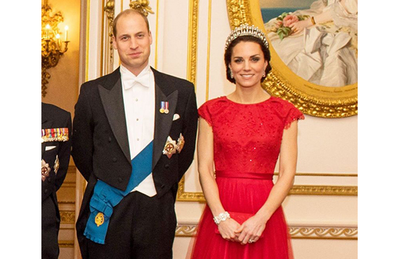 2016年12月，凯特王妃出席年度外交接待会