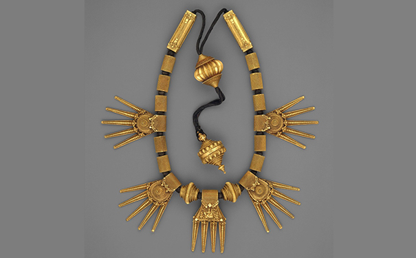 Thali 金质项链，19世纪末，印度