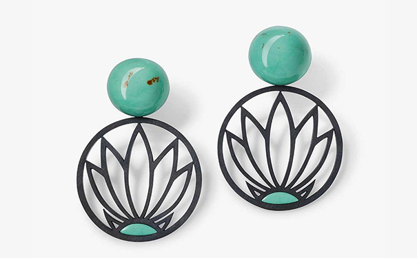 Lotus Flower 银质耳坠，by Hemmerle