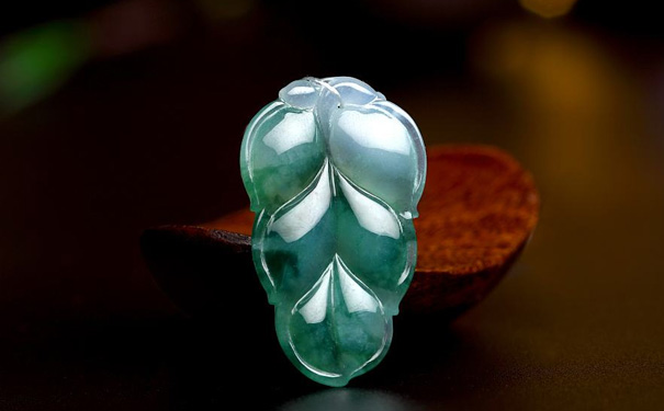 翡翠吊坠 翡翠吊坠